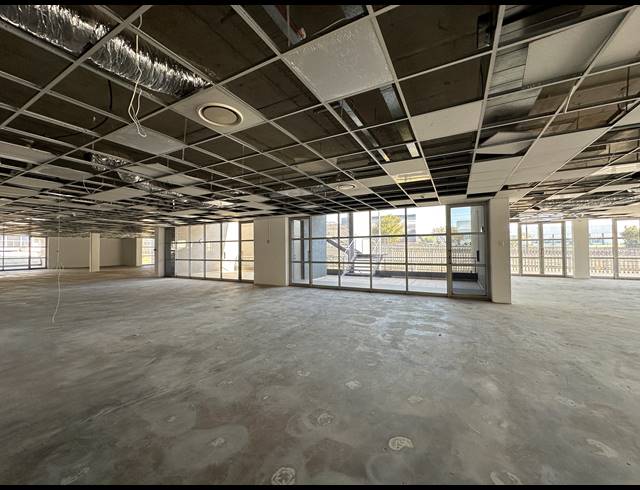 296M² OFFICE TO LET IN ECO PARK ESTATE
